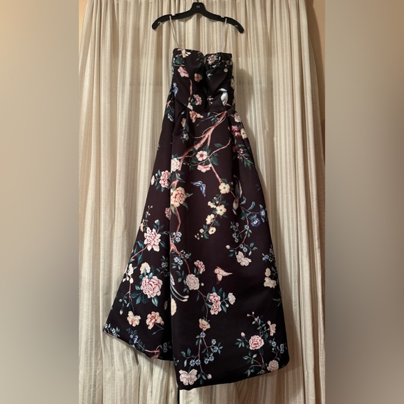 Marchesa Strapless Floral Gown - Picture 9 of 12